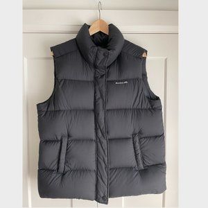 Women's XL Roots down vest